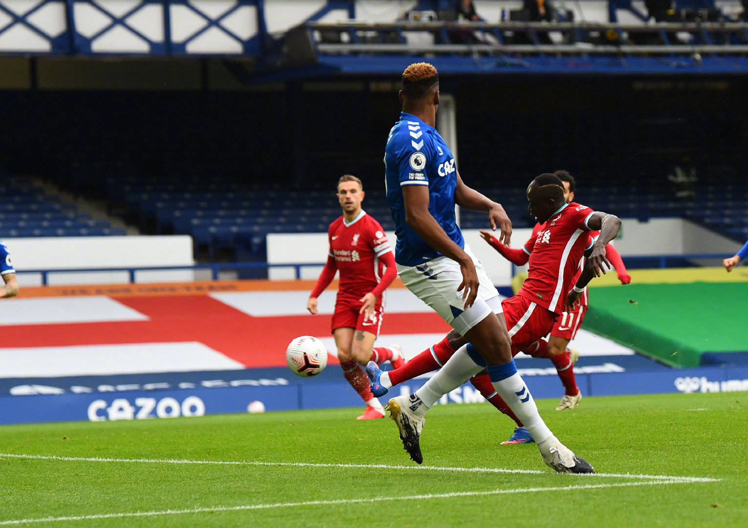 借助这次续 借助这次续